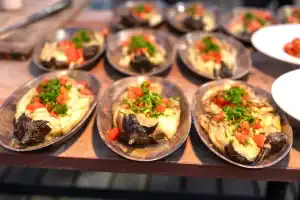 תכנון אירוע משפחתי שמרגש את החיך